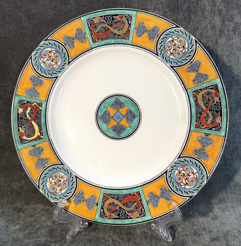 Pair wedgwood bone china - bone,