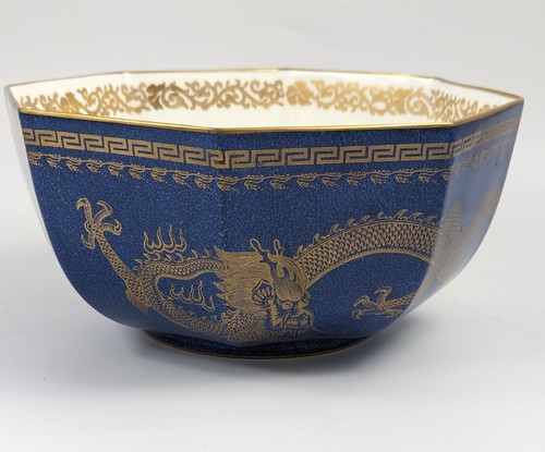 Wedgwood large octagonal bowl